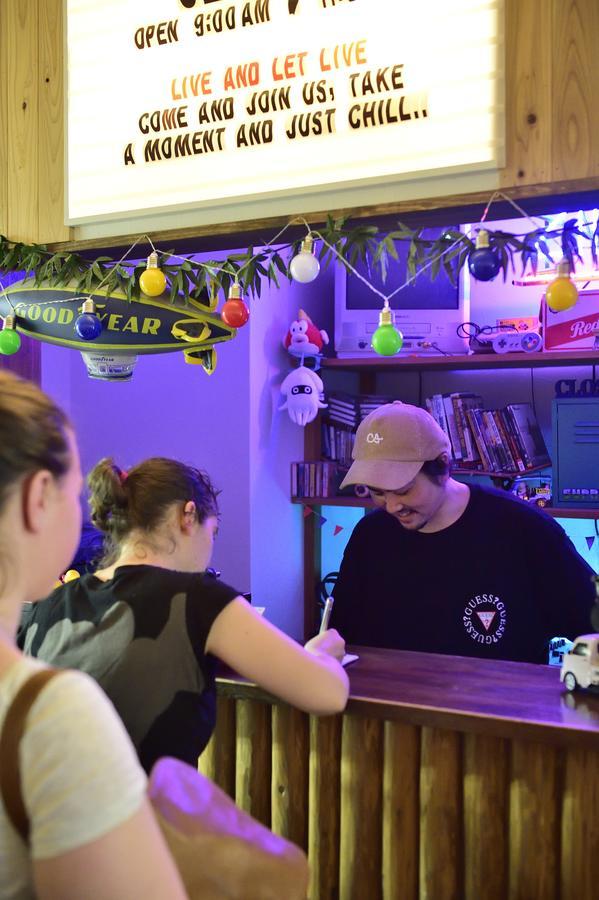 Hostel Chill Out Осака Екстериор снимка