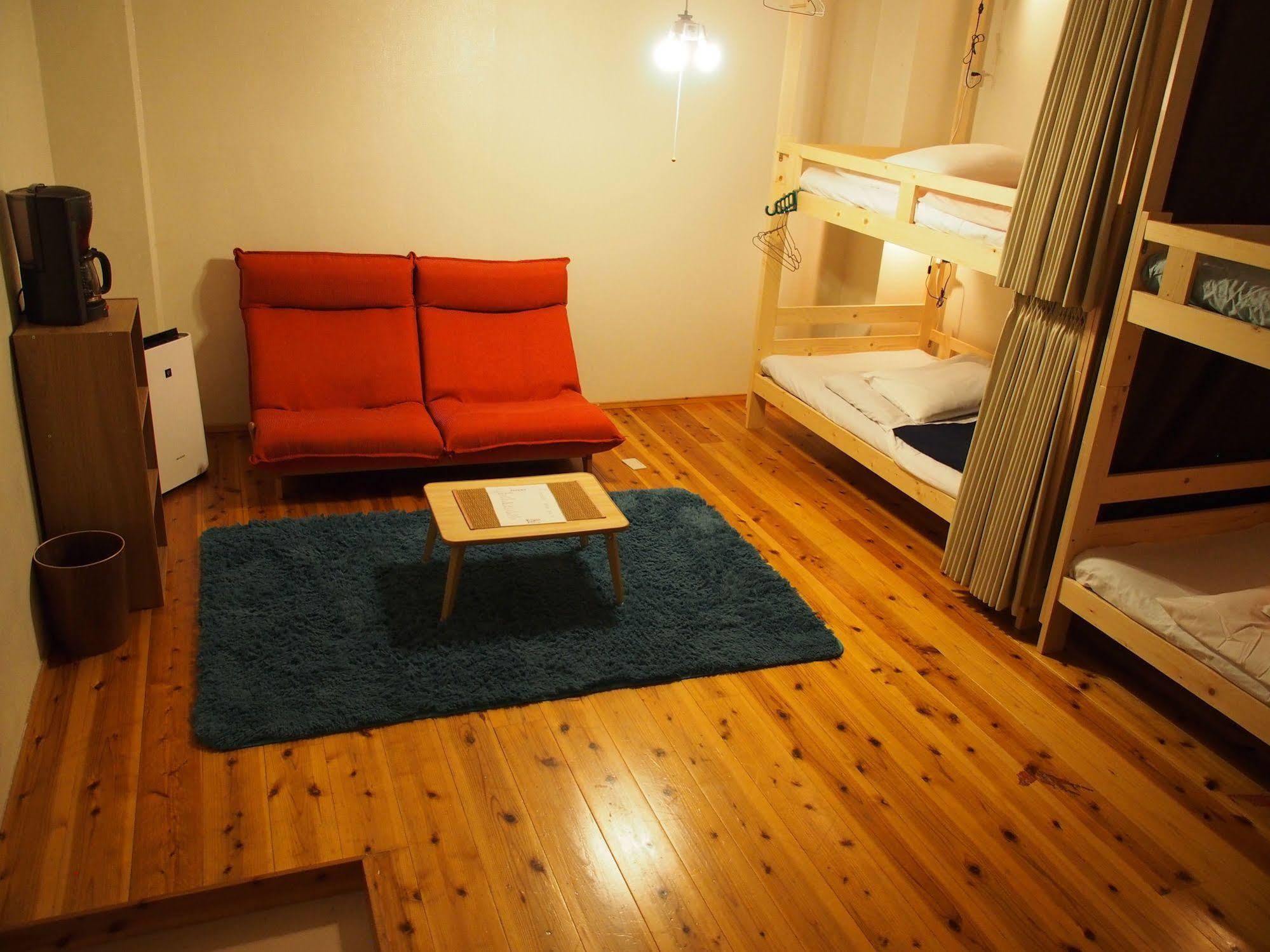 Hostel Chill Out Осака Екстериор снимка